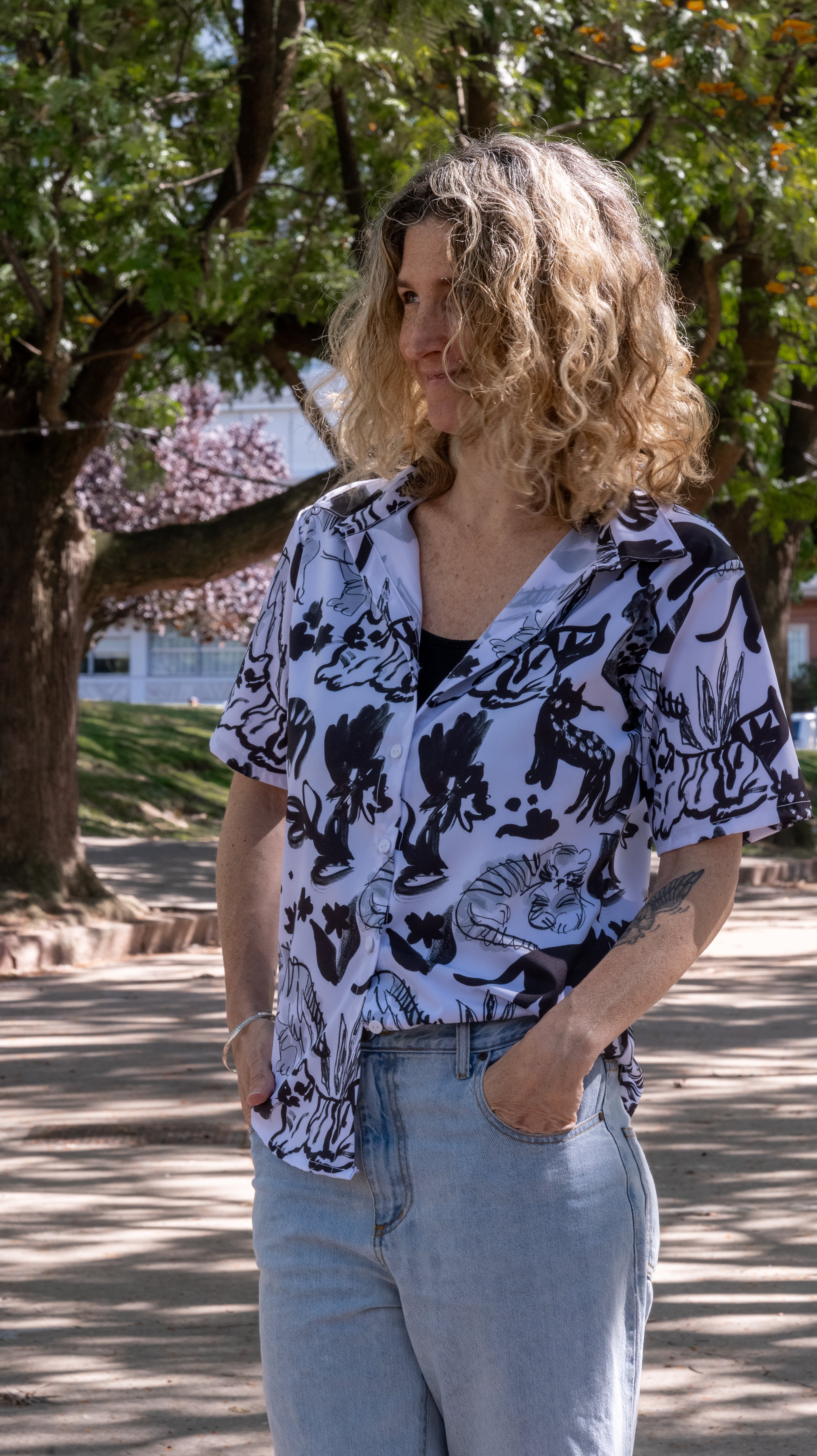 Camisa de manga corta Gatos y Flores - TORA